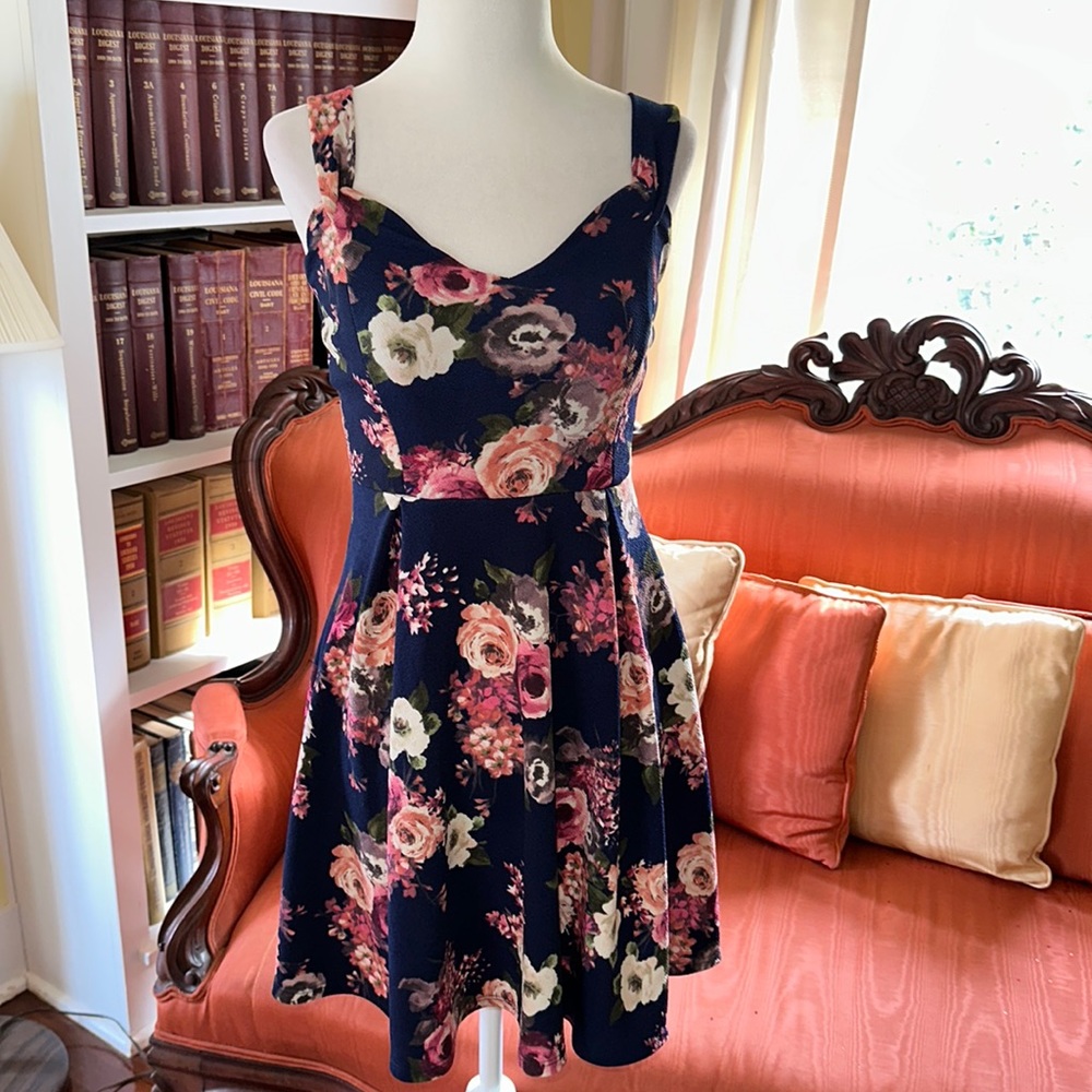 Juniors Navy Blue Floral Skater Sun Dress Size Small